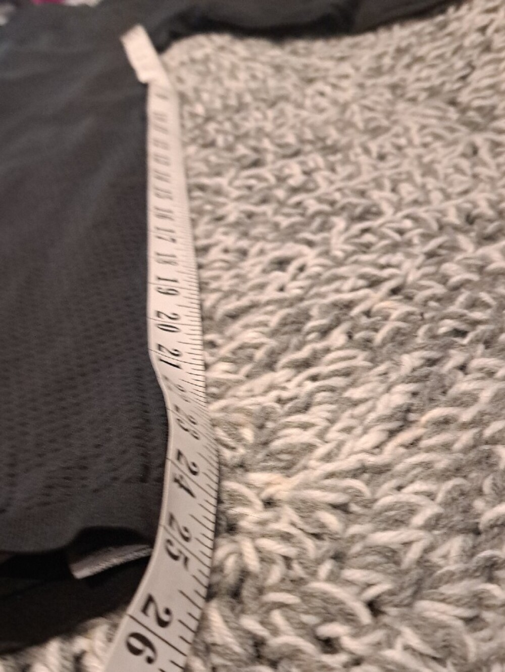 502 - Gymshark Charcoal Black Seamless Leggings | Small - Picture 6 of 6